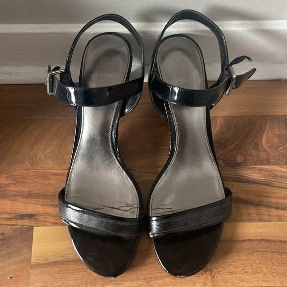 Ralph Lauren kittens heels - Picture 2 of 5